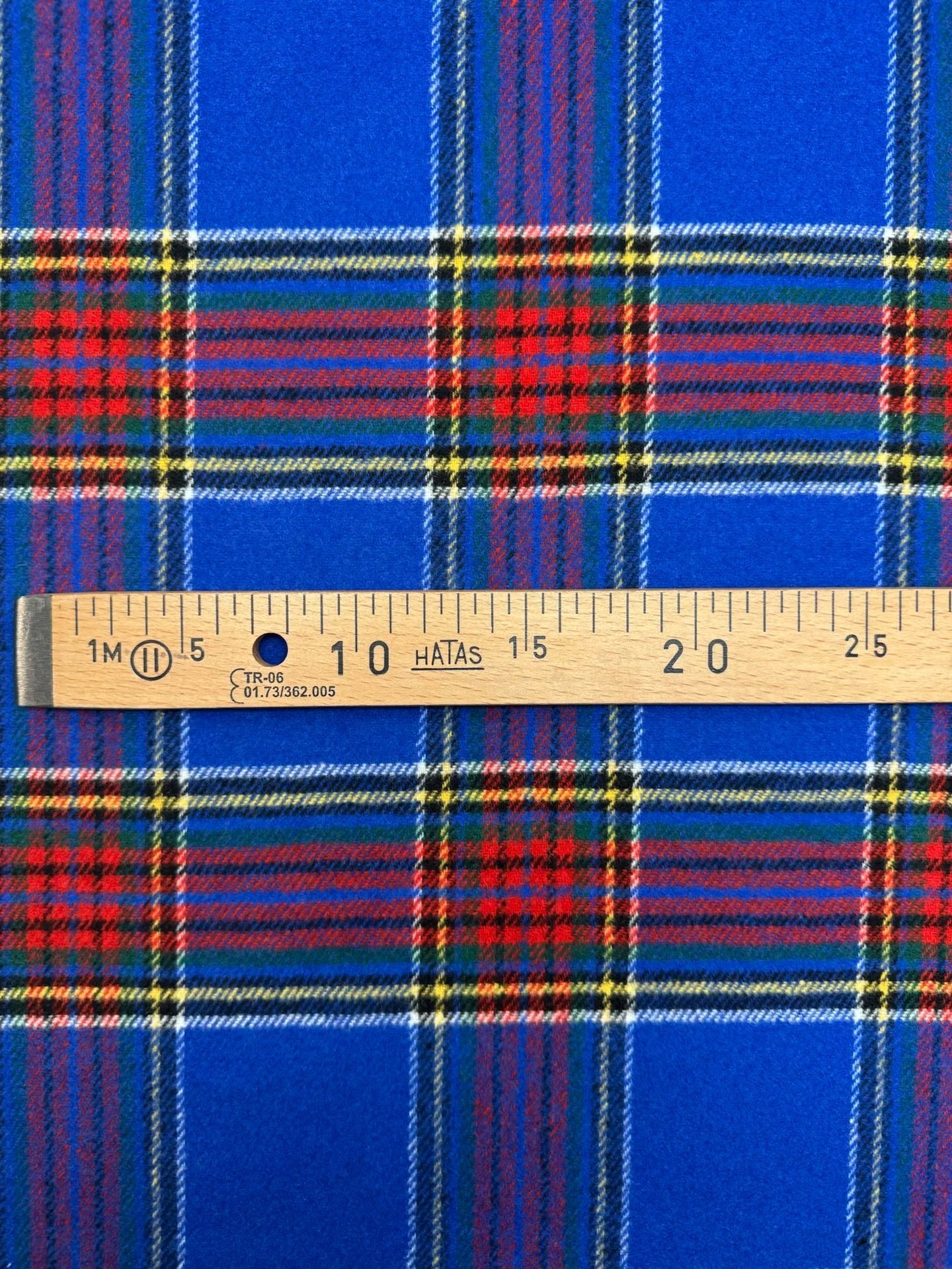 IItalian tweed checkered fabric | 76% polyamide | 15% wool | 9% cotton | 290 g/m² | 150 cm