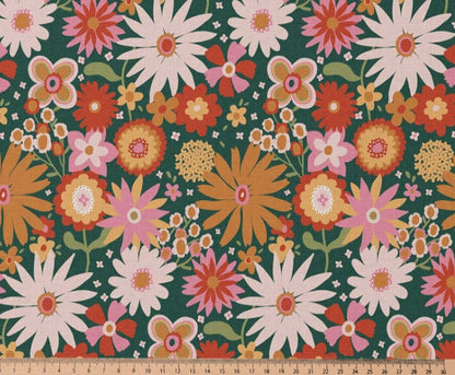 Premium 100% cotton fabric - flowers on green 115 g/m²