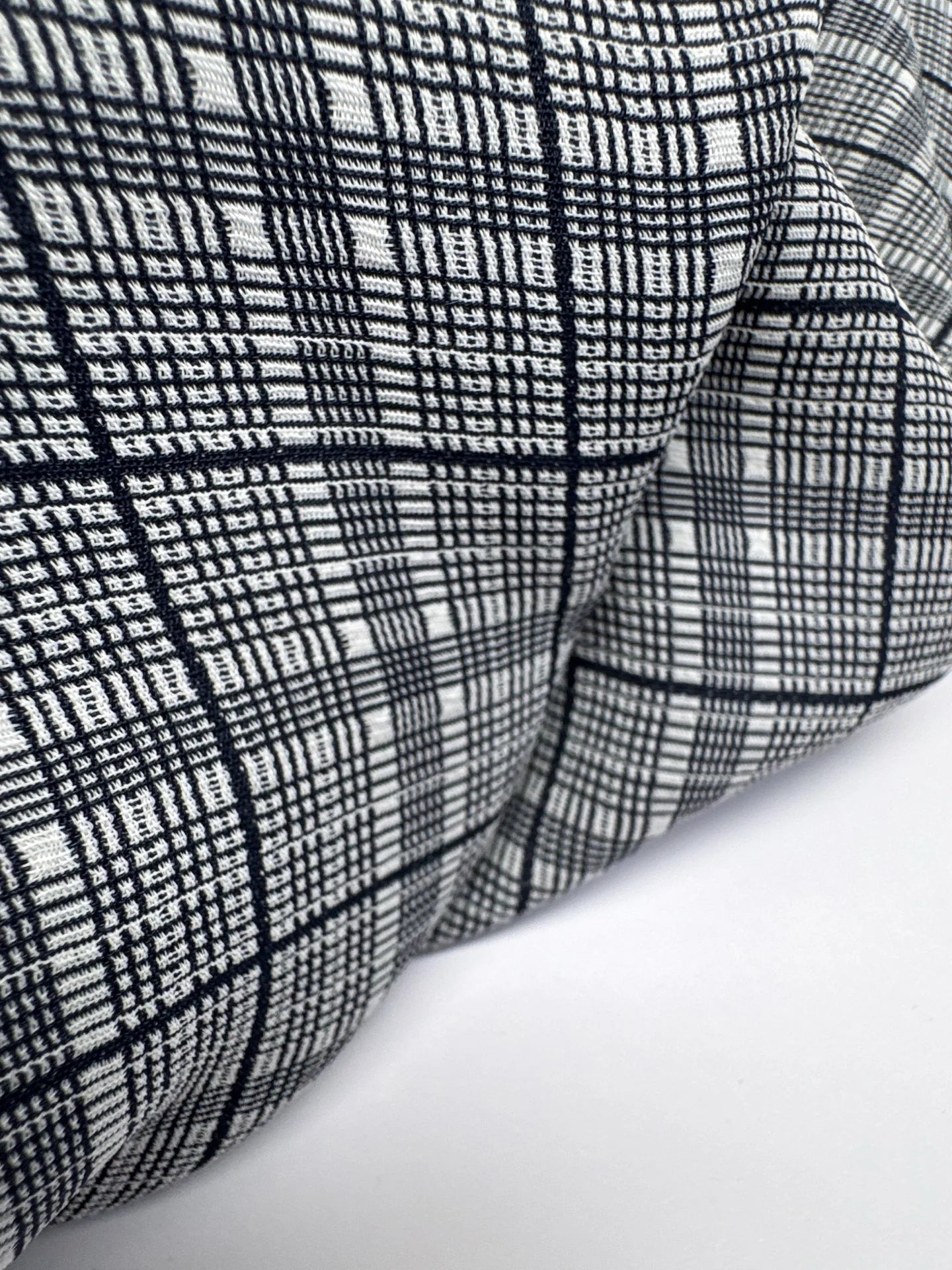 Image of Italian 100% cotton fabric in gray with a checked pattern, medium-weight fabric for clothing 195 g/m² – available at Šarlotes audumi