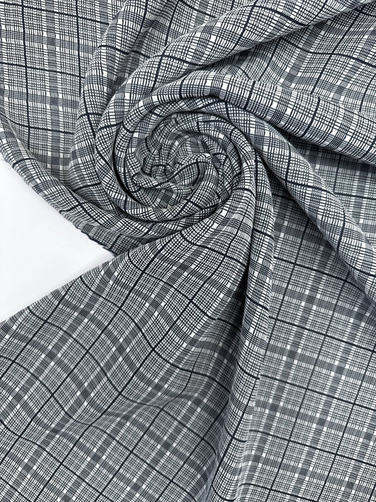 alt
Image of Italian 100% cotton fabric in gray with a checkered pattern, medium-weight fabric for clothing, 195 g/m² – available at Šarlotes audumi