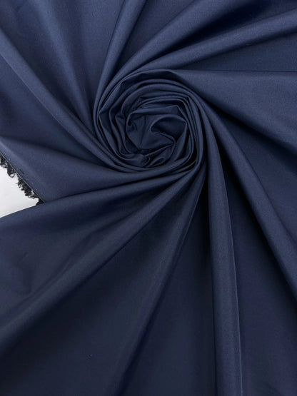 Image with Italian polyamide and silk fabric – blue | 53% silk, 47% polyamide | 100 g/m² | 140 cm – available at Šarlotes audumi