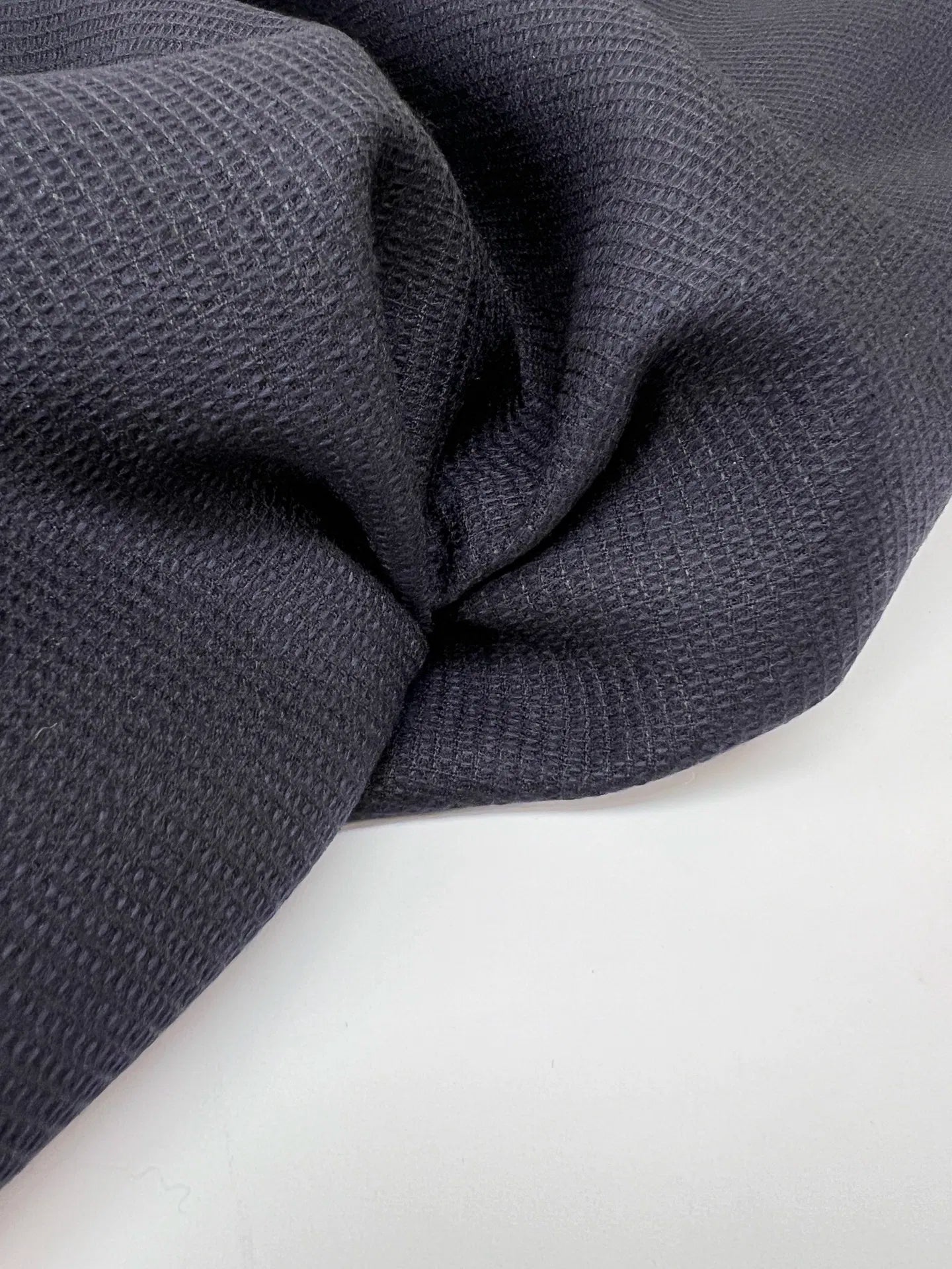 Italian waffle suiting fabric | 85% wool | 15% polyamide | 225 g/m² | 153 cm