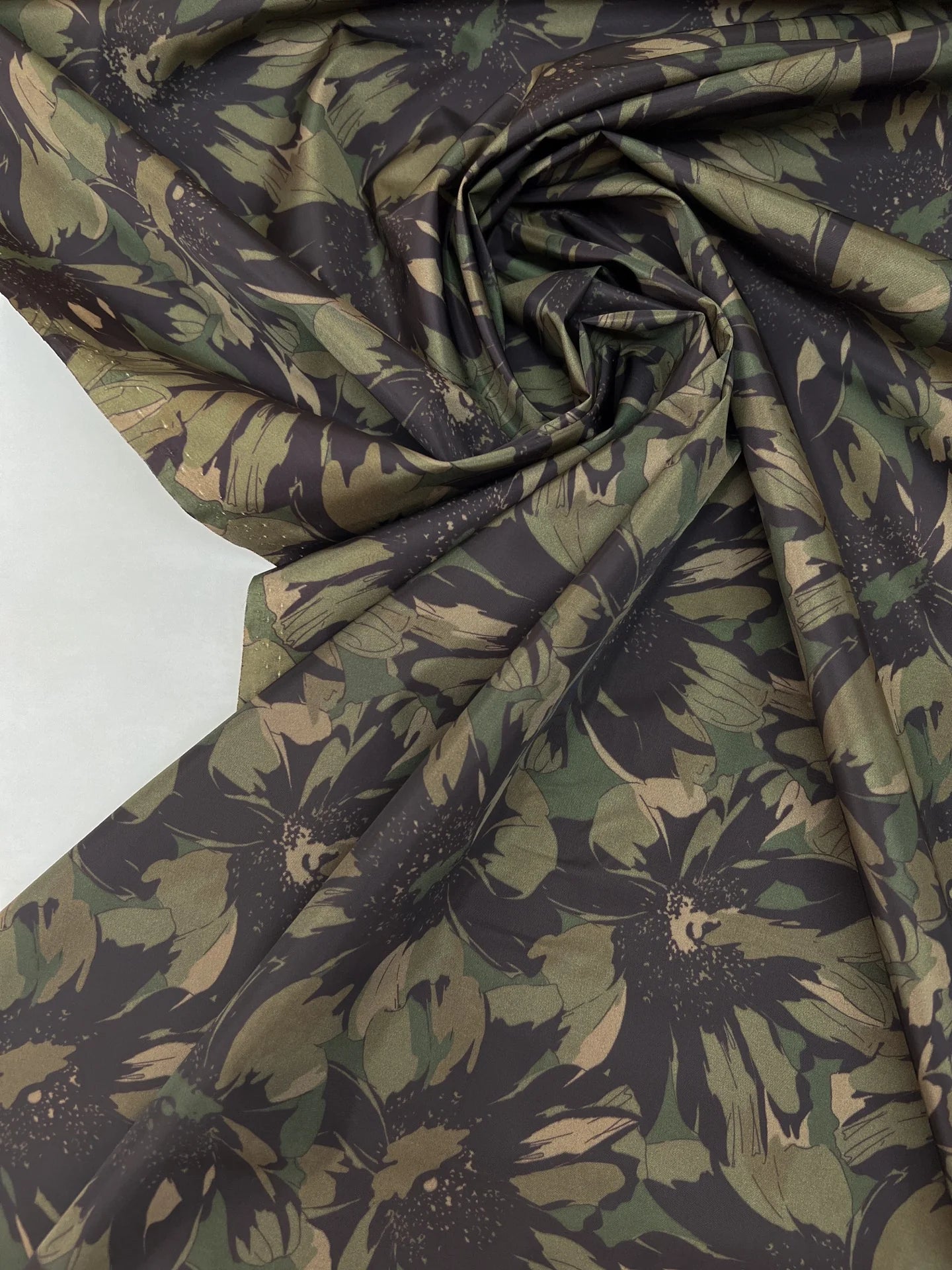 Image of Italian polyamide fabric with a floral pattern | 100% polyamide | 152 cm – available at Šarlotes audumi