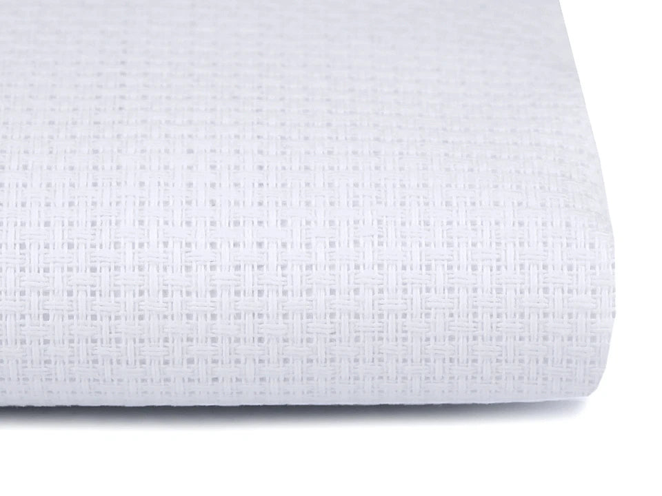 alt
Embroidery fabric - 46 squares/10cm - white