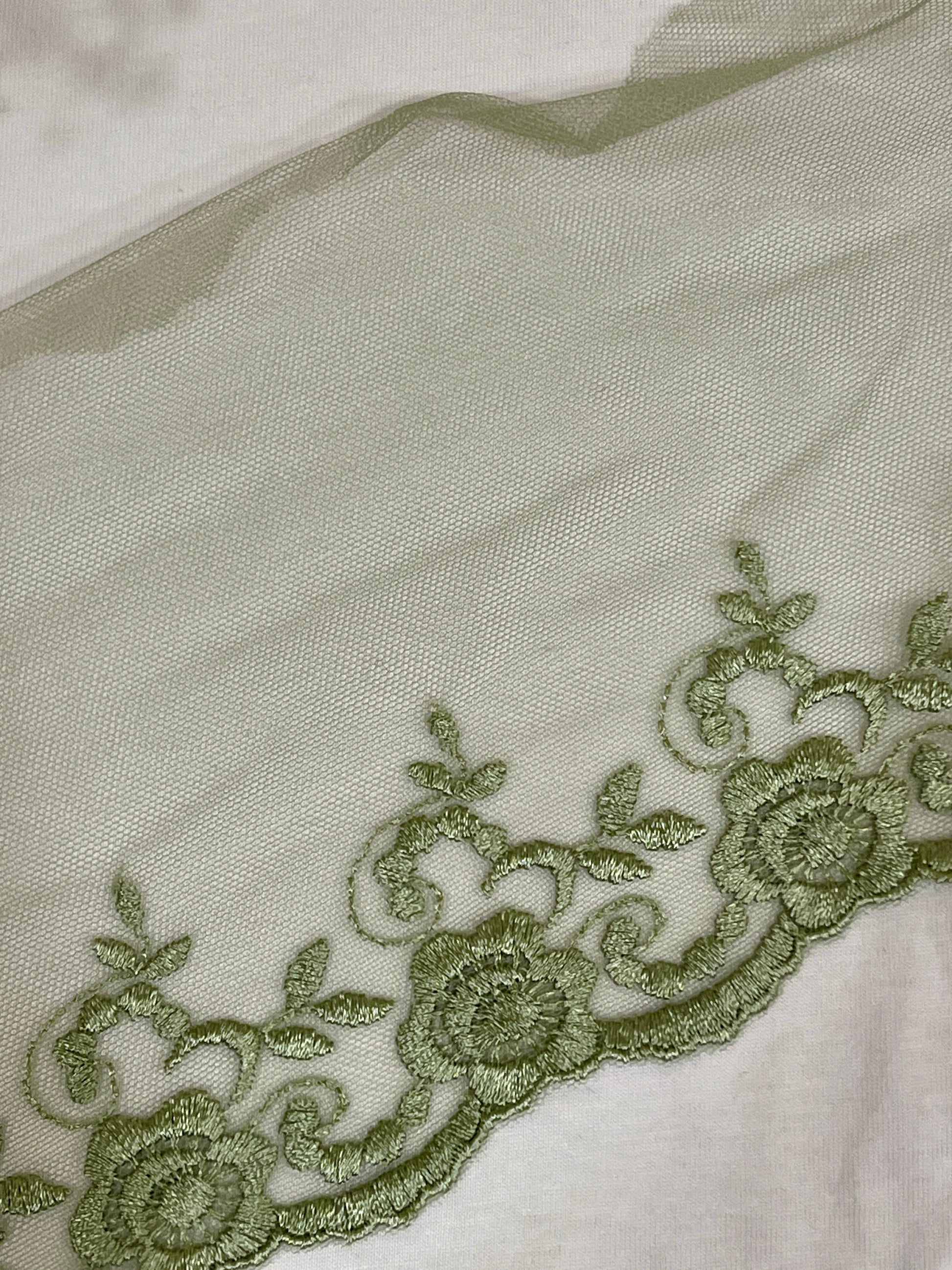 alt
Image with embroidered lace 13 cm - sage green – available at Charlotte's Fabrics