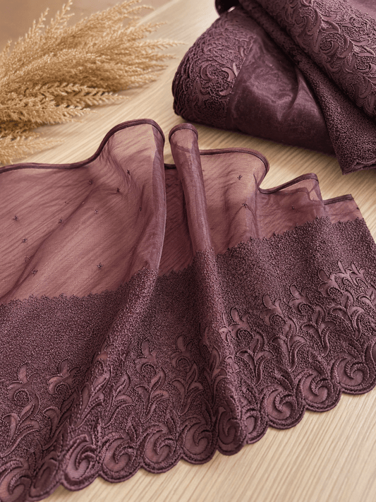 Embroidered lace 25 cm - brownish burgundy - available at Charlotte's Fabrics