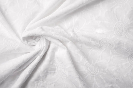 Embroidered cotton fabric - large white flowers 110 g/m²