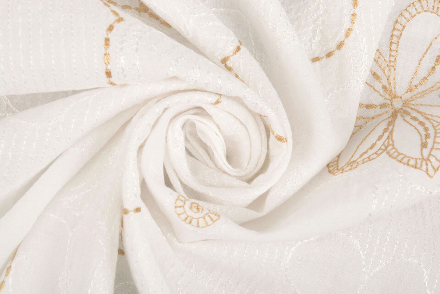 Embroidered cotton fabric - flowers 110 g/m²