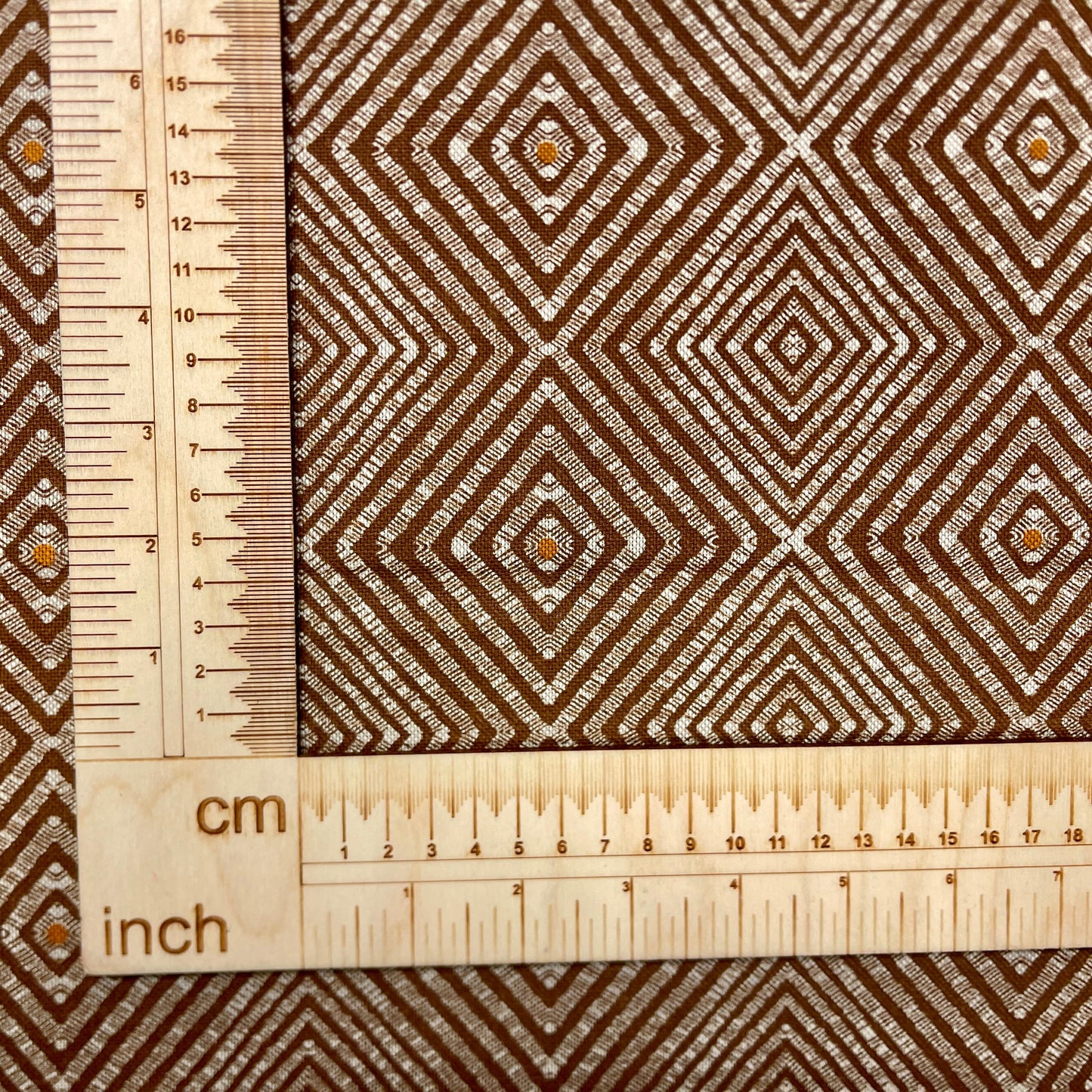 Canvas fabric - geometry 200 g/m²