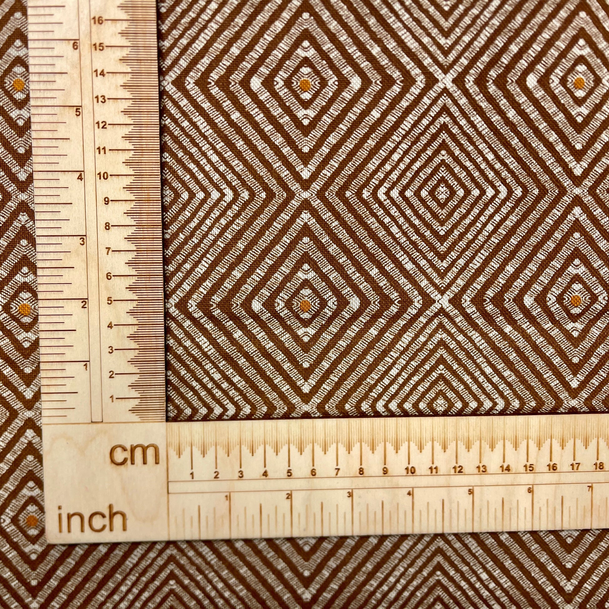 Canvas fabric - geometry 200 g/m²