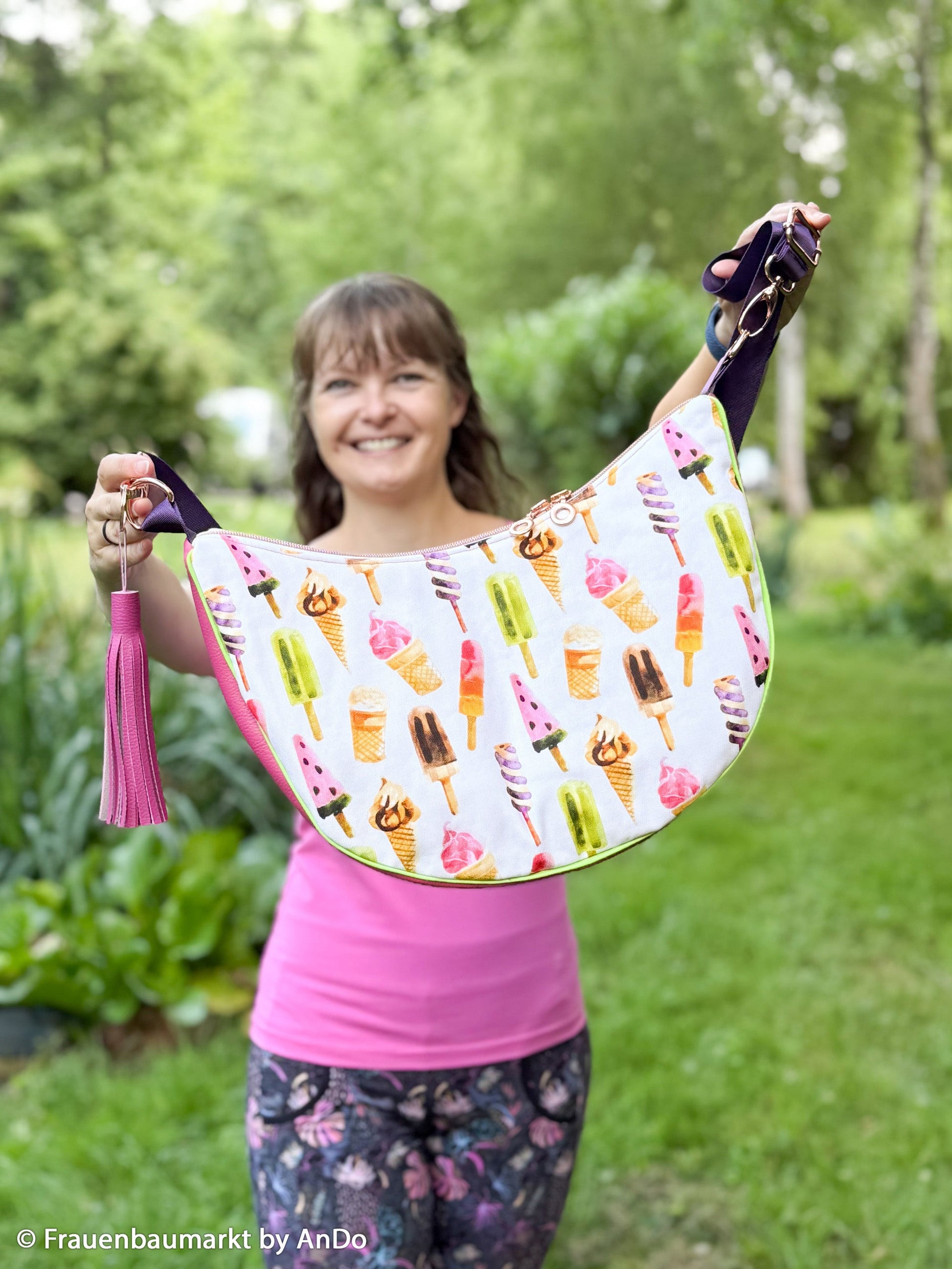 Image with canvas fabric - ice cream 200 g/m² – available at Charlotte's Fabrics