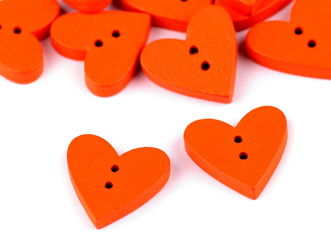 alt
Image of wooden buttons 18 x 19 mm - heart | assorted shades – available at Šarlotes audumi