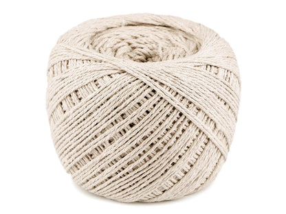 Image with cotton macramé cord 2–2.5 mm|available in various shades – available at Charlotte's Fabrics