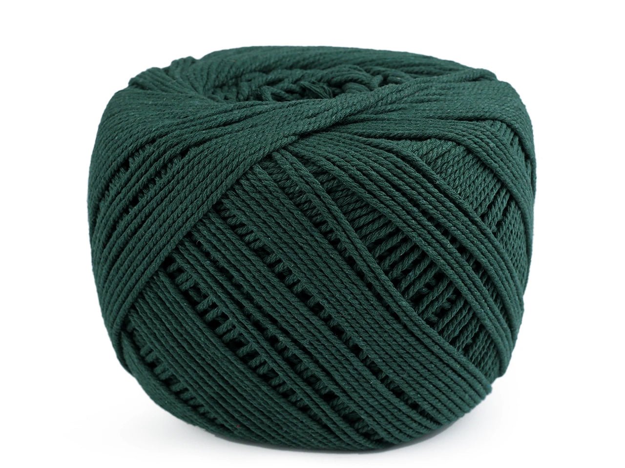 Image with cotton macramé cord 2–2.5 mm|in various shades – available at Charlotte's Fabrics