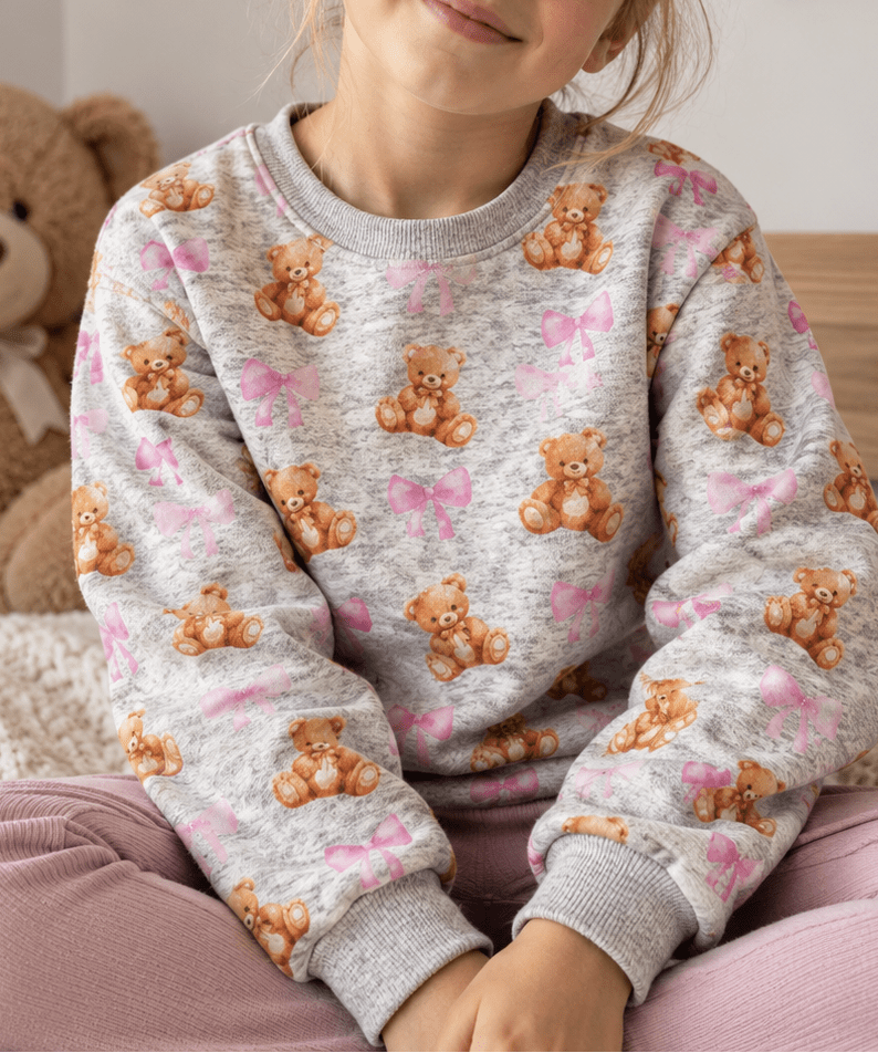 Zdjęcie z bawełnianej ocieplanej dzianiny | Alpen fleece-banty z misiami – dostępne online w Šarlotes audumi
