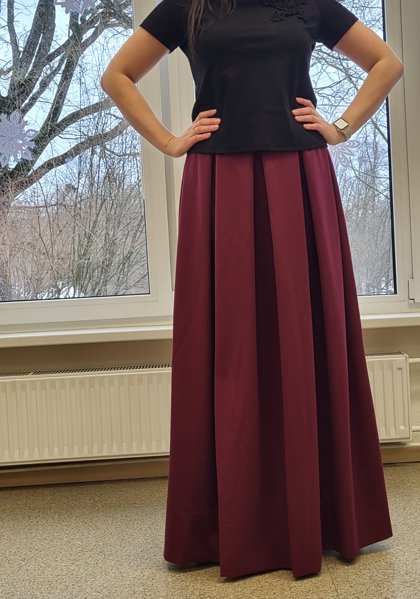 Image of suit fabric with elastane - burgundy 275 g/m² – available at Šarlotes audumi