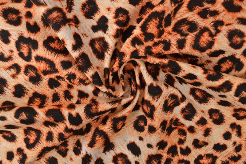 Attēls ar Lins ar kokvilnu-leoparda raksts 170 g/m² – pieejams Šarlotes audumi