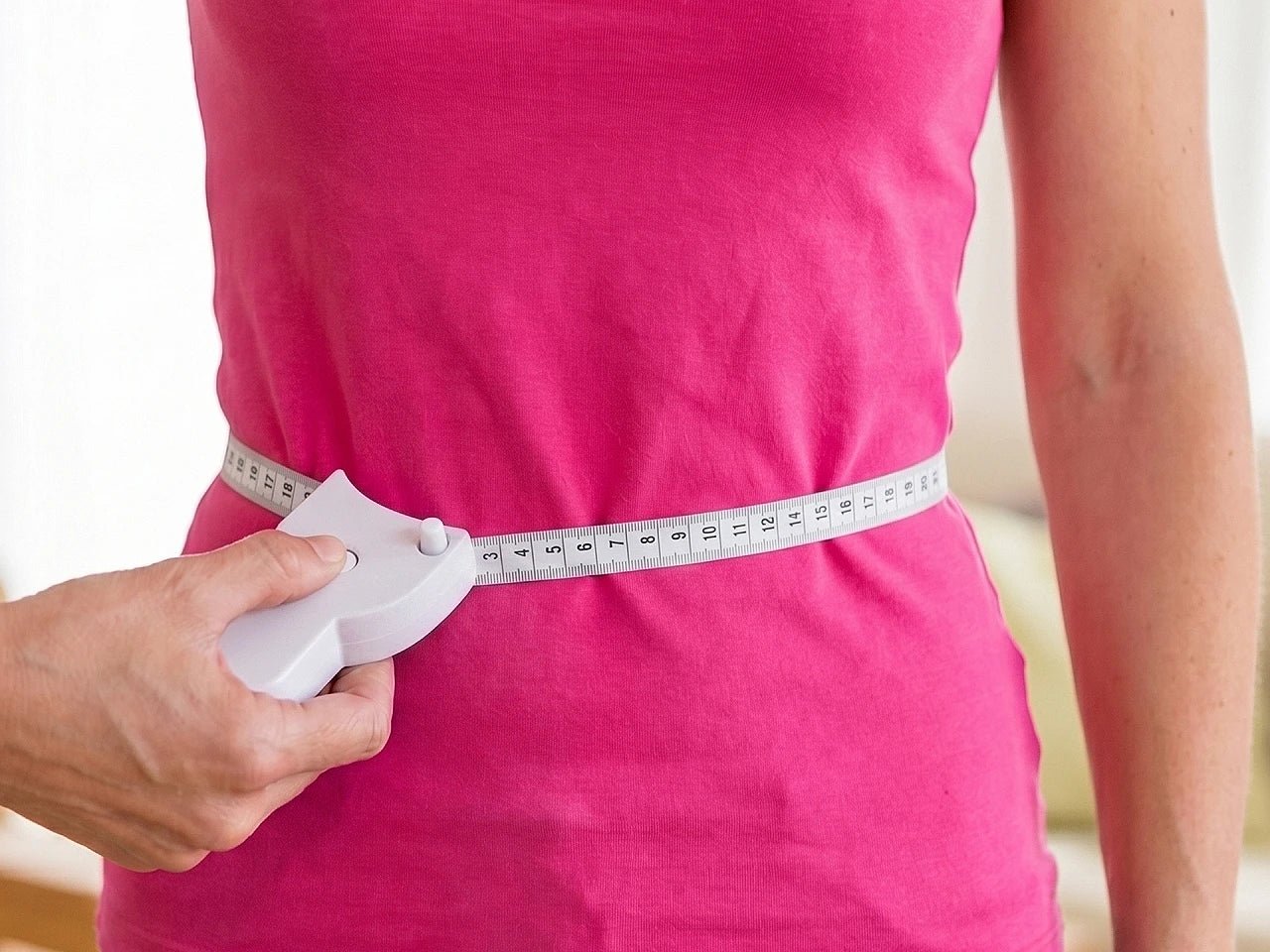 Image of a 150 cm measuring tape for circumference measurement – available at Šarlotes audumi