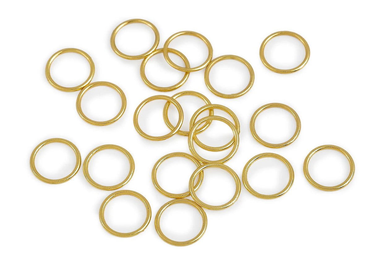 Zdjęcie metalowego kółka do bielizny i ramiączek – Ø10 mm – dostępne online w Šarlotes audumi
