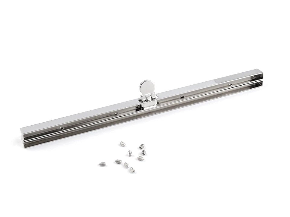 Zdjęcie metalowej ramki zapięcia do torby ze śrubami 12 cm – dostępne online Šarlotes audumi