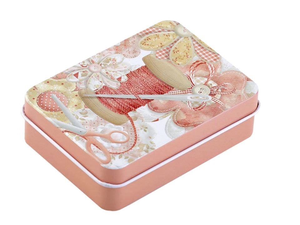 Image of Metal Sewing Box – available at Šarlotes audumi