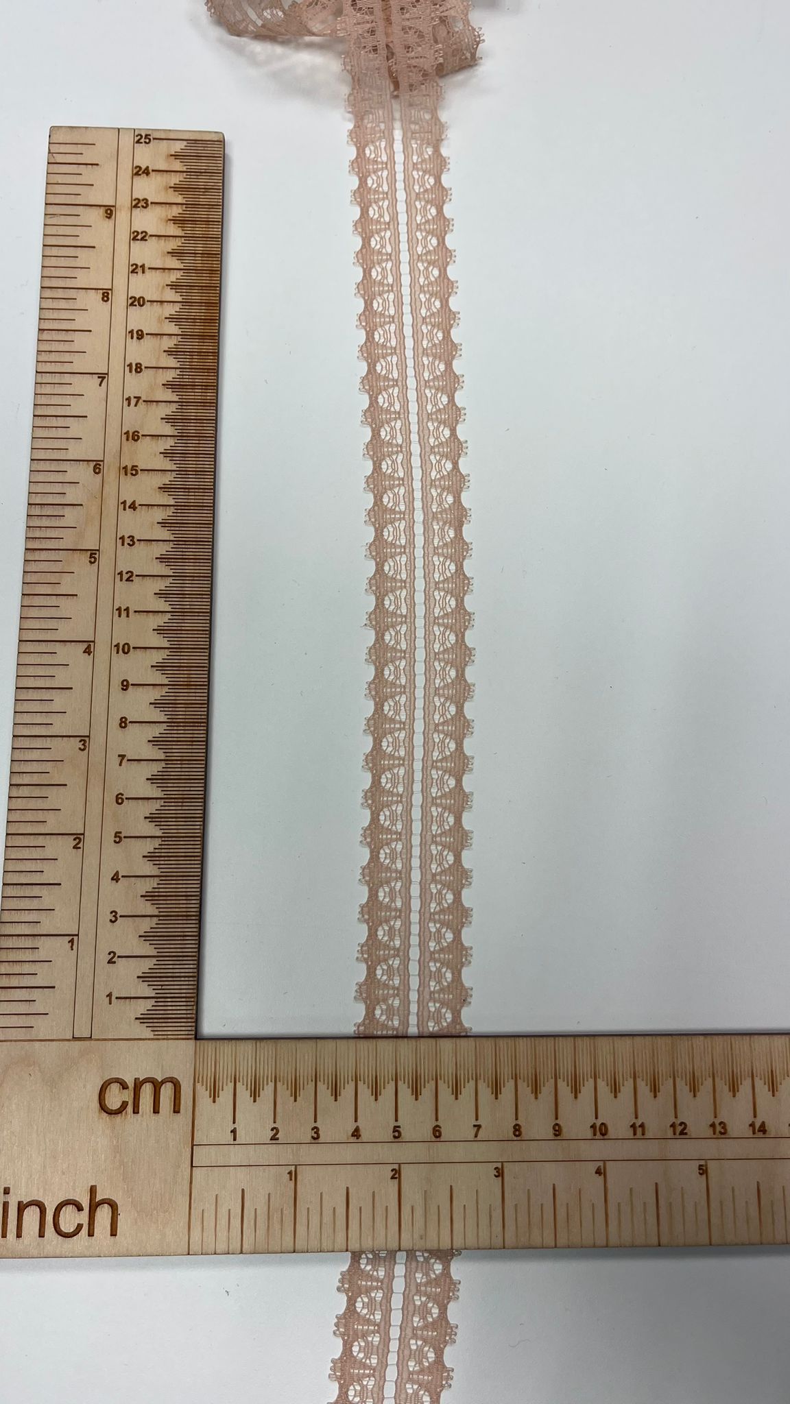 Zdjęcie z koronką 3 cm–nude (kolor skóry) – dostępne online w Šarlotes audumi