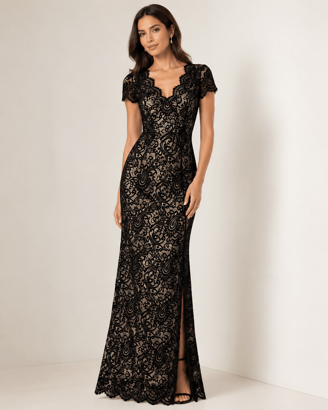 Image of lace fabric - black 130 g/m² – available at Šarlotes audumi