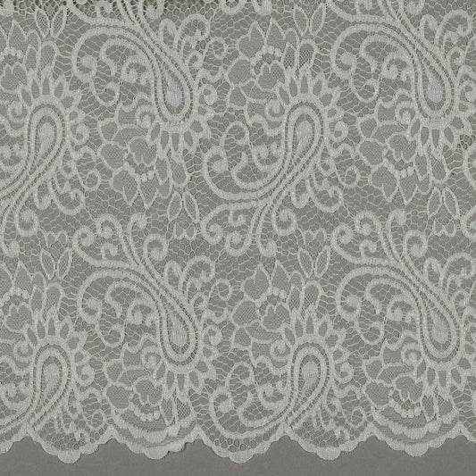 Image of lace fabric - warm white 130 g/m² – available at Šarlotes audumi