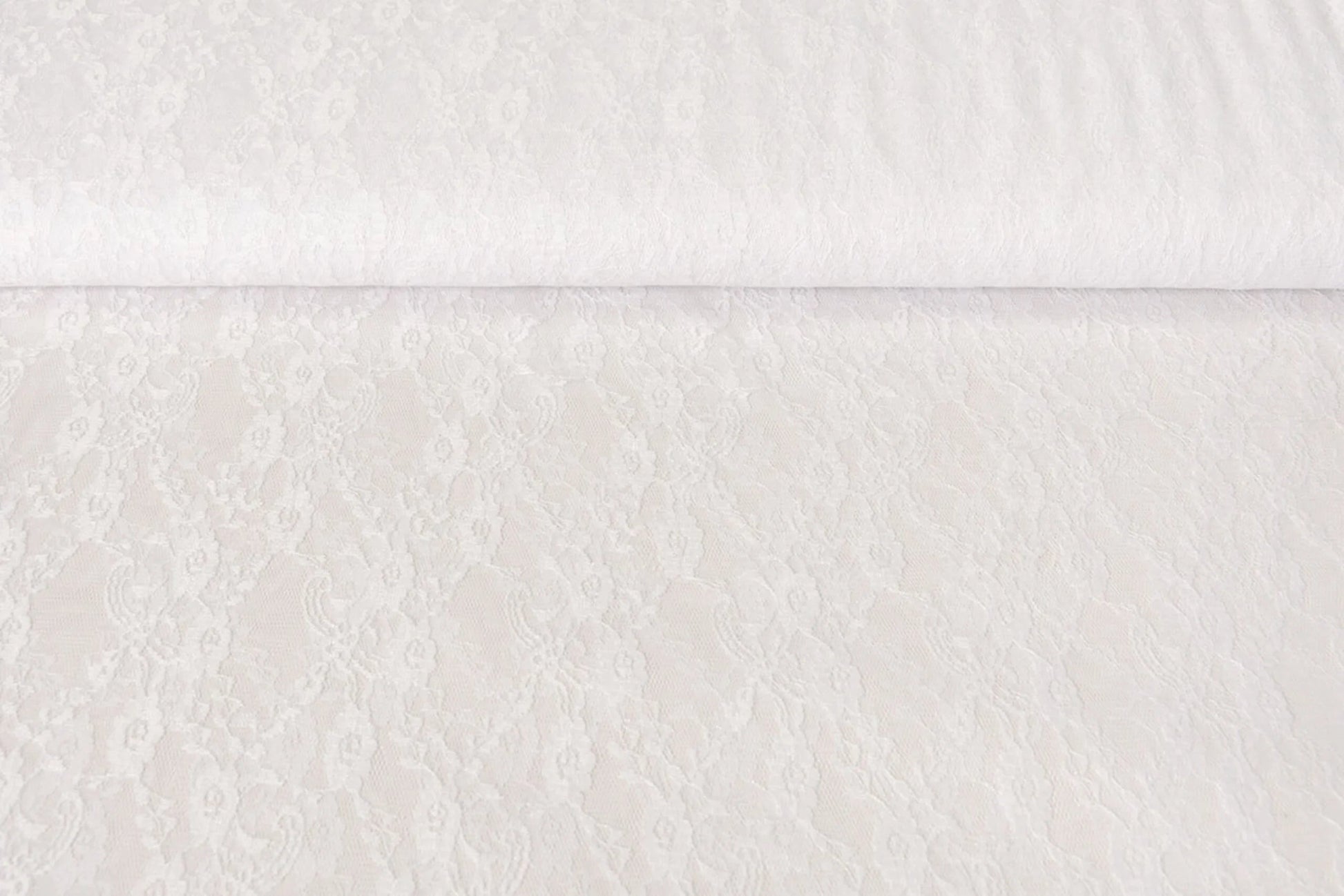 Fine lace fabric - white 50 g/m²