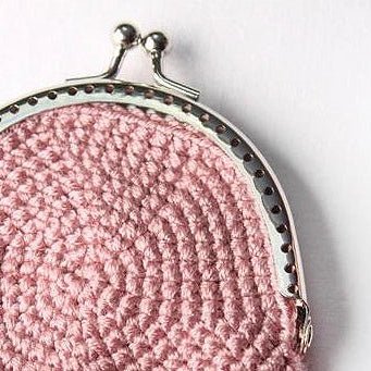 Image of a mini metal frame purse frame for sewing on, 5.5 × 8 cm - vintage brass tone – available at Charlotte's fabrics