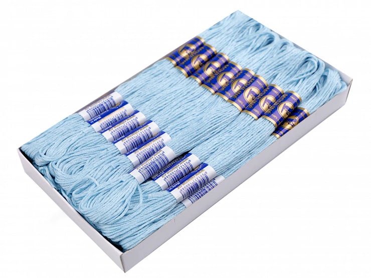 Mouline thread, sky blue, 8 m