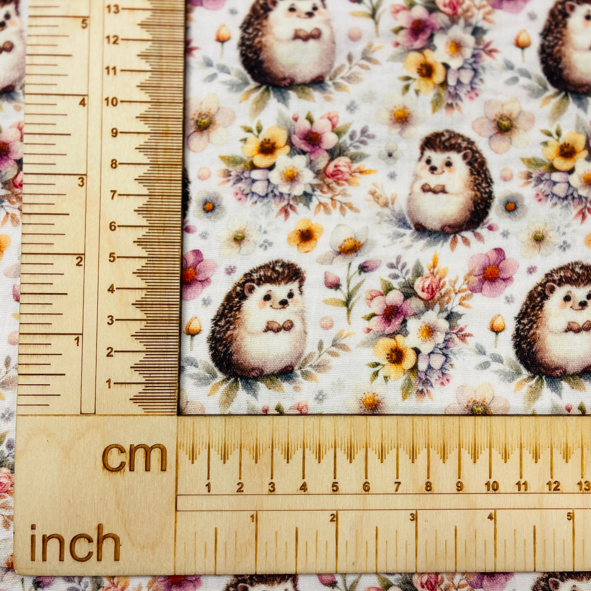 Muslin - hedgehogs 140 g/m²