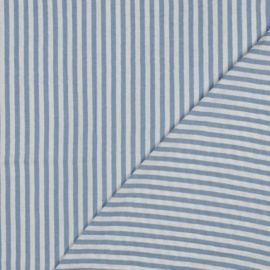 alt
Image with Muslin - blue stripes 120 g/m² – available at Charlotte's fabrics