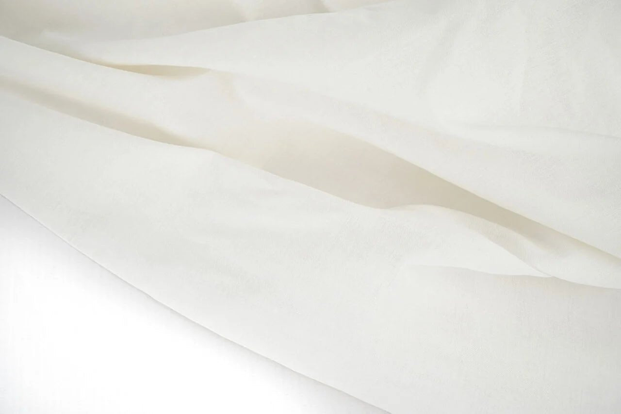 Image of unbleached cotton muslin fabric / cheesecloth 100 g/m² – available at Šarlotes audumi