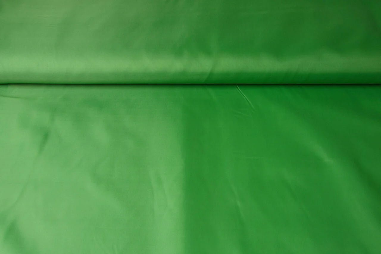 Image with Odere fabric - apple green 55 g/m² – available at Šarlotes audumi