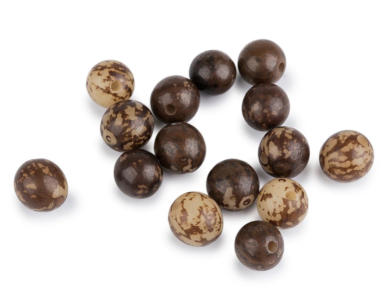 Zdjęcie przedstawiające plastikowe koraliki z imitacją naturalnego agatu Ø11–13 mm, 20 g – mix – dostępne w Šarlotes audumi