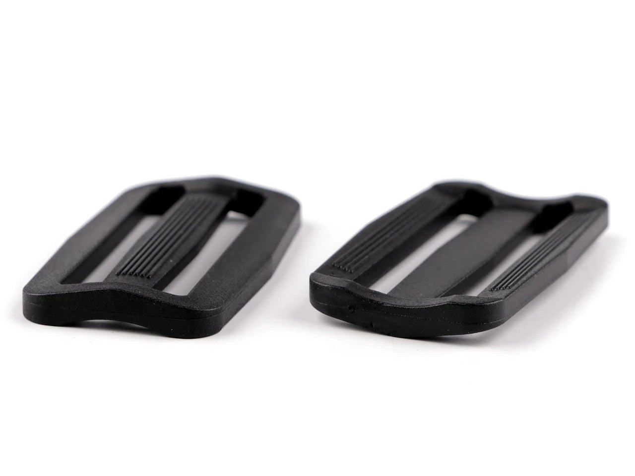 alt
Image with plastic strap adjuster (tri-glide) 50 mm (pack of 5 pcs) – available at Šarlotes audumi