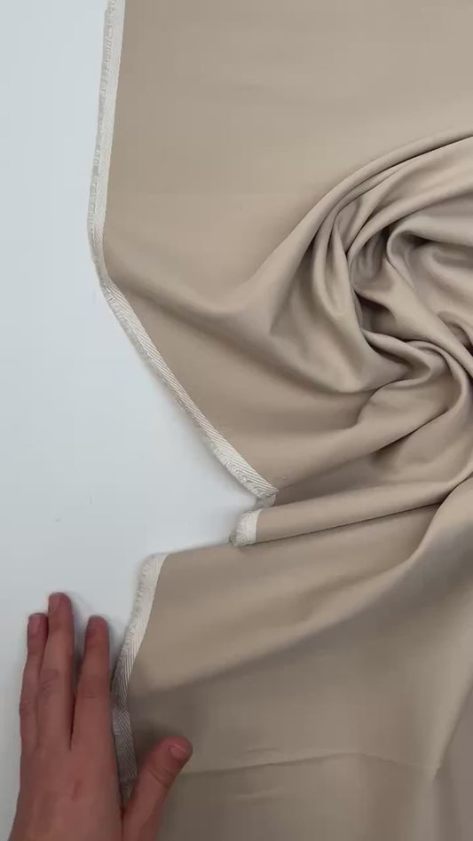 Italian viscose twill suiting fabric - beige 220 g/m²