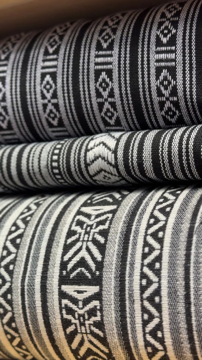 Folk-pattern fabric - black-and-white abstract line pattern 315 g/m²