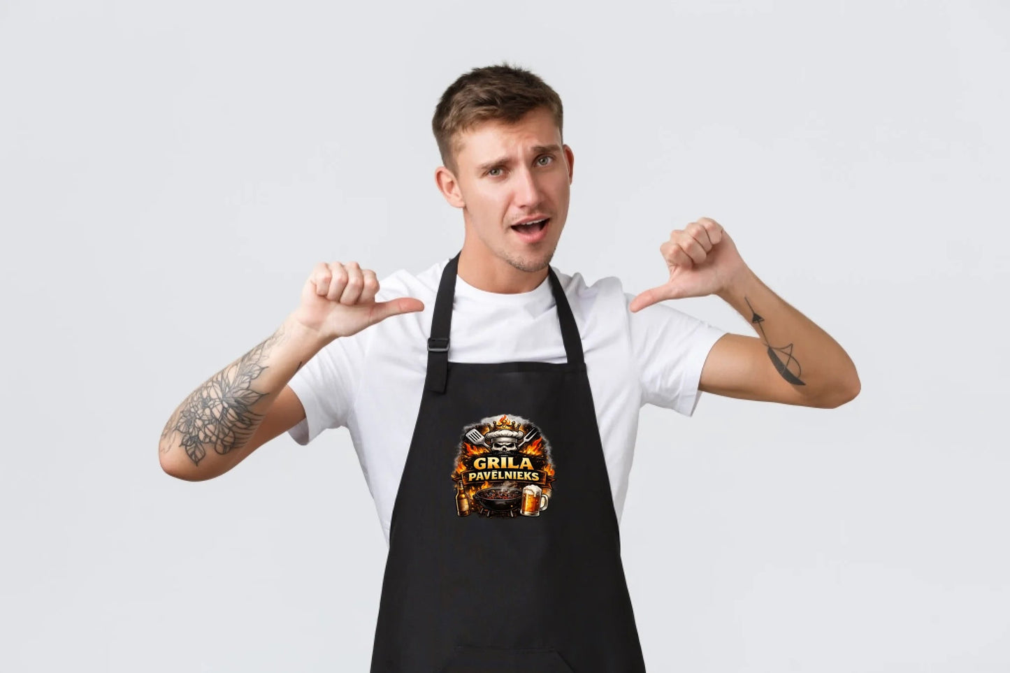Image with black apron "Grill Master" – available at Šarlotes audumi