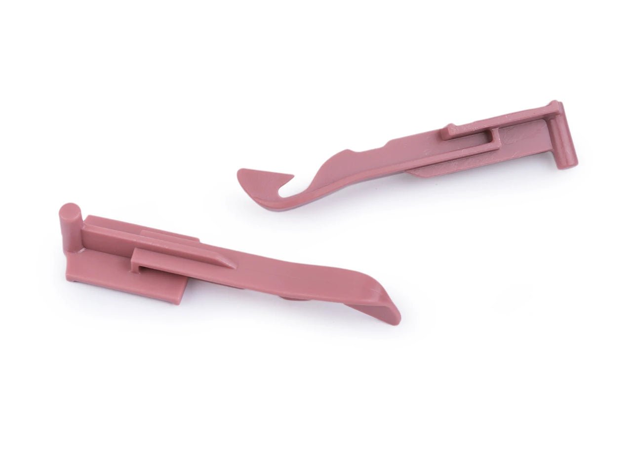 Image of a spare needle for the Sentro knitting machine – available at Šarlotes audumi