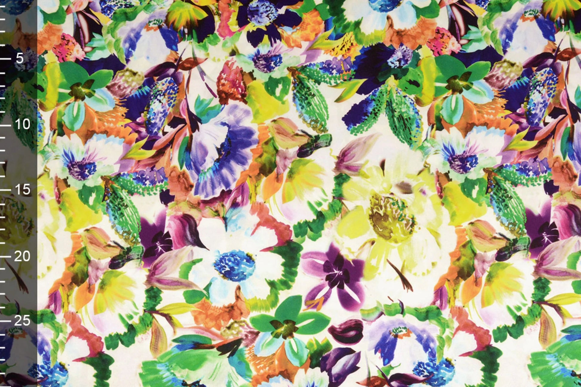 Satin with elastane - English garden flowers 80 g/m²