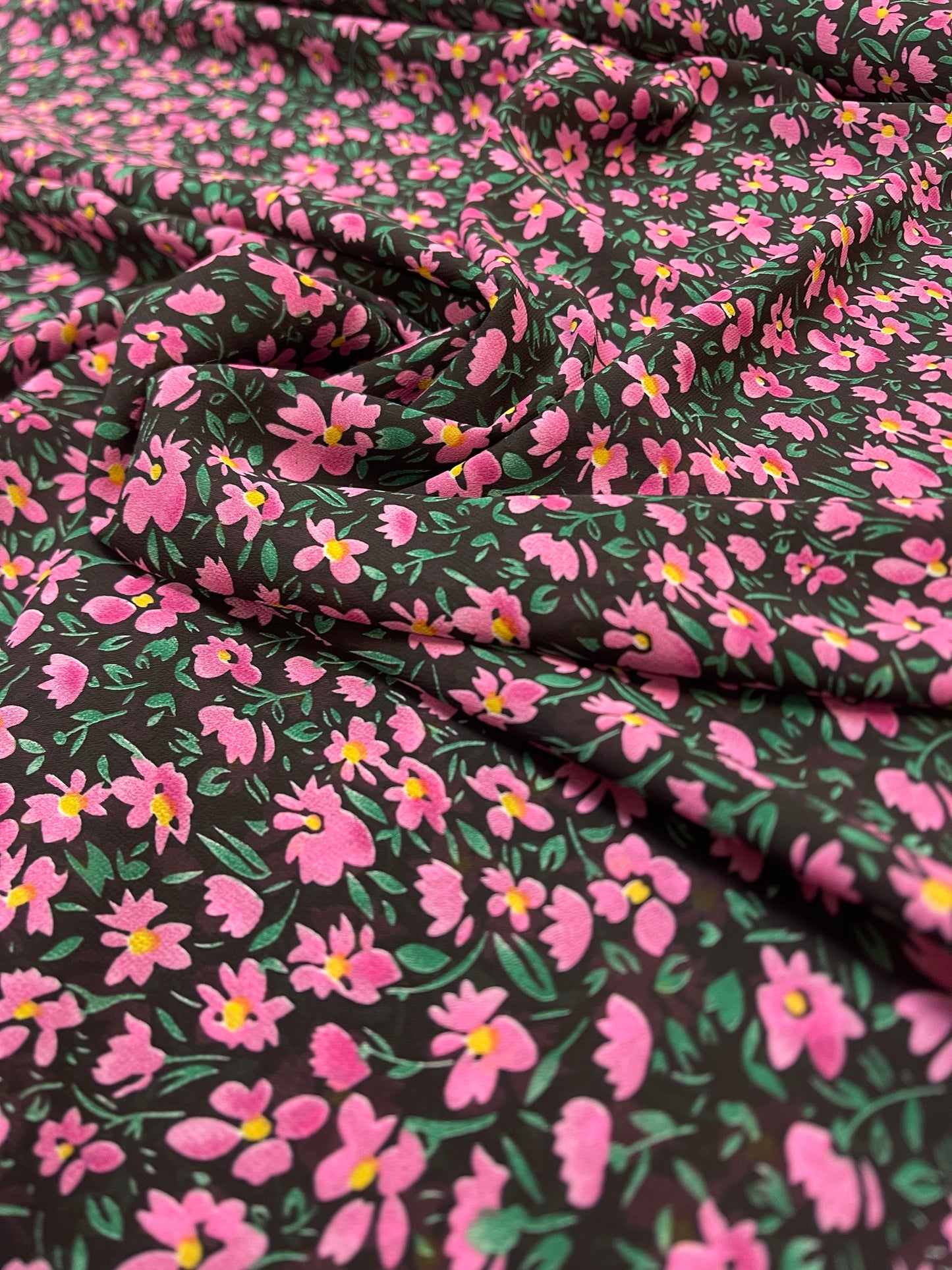 Šifons - rozā ziediņi | 150 cm | 65 g/m²