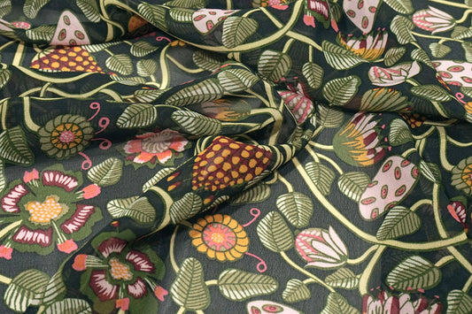 Image with Chiffon - flowers with green threads| 150 cm | 65 g/m² – available at Charlotte's Fabrics