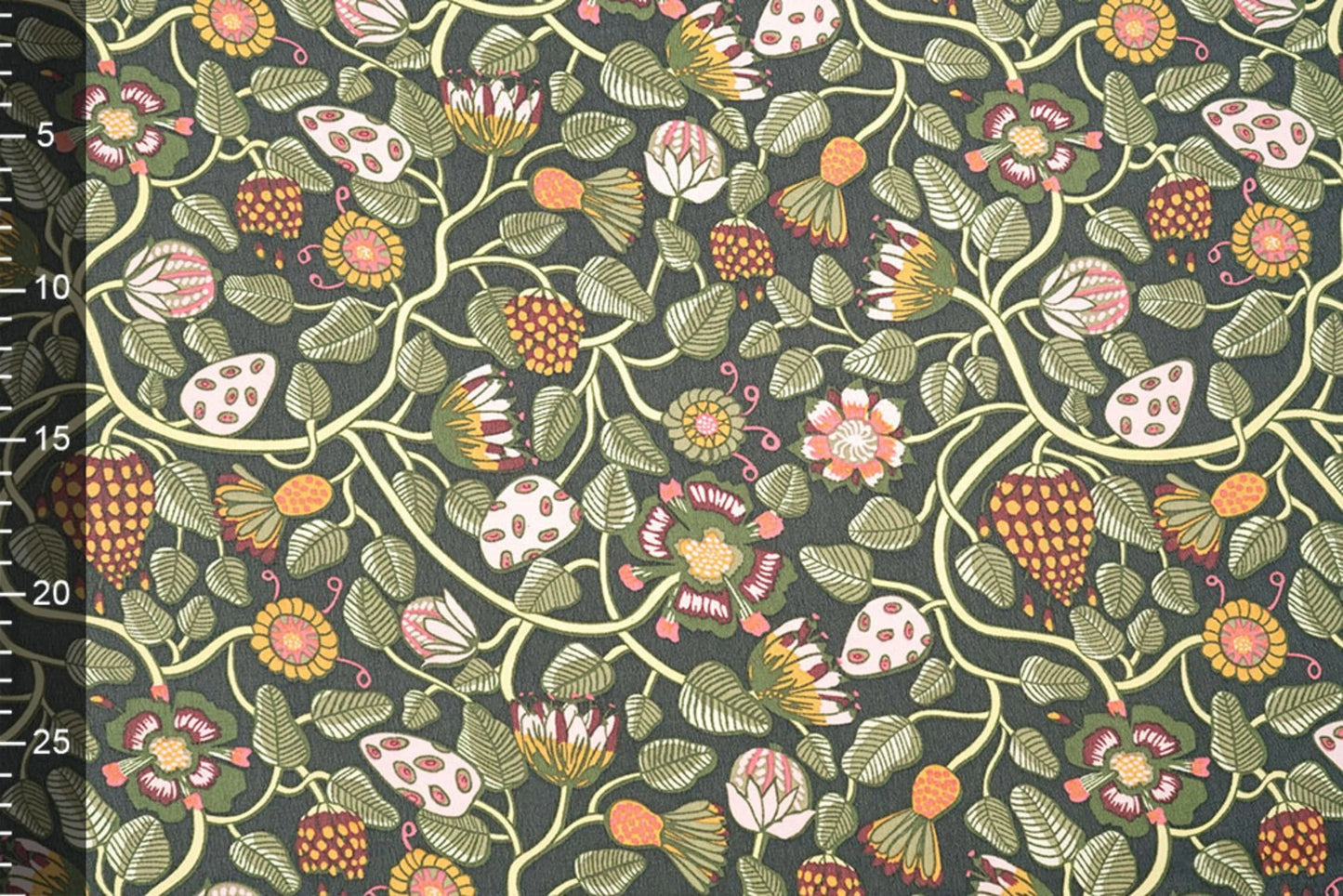 Image with chiffon - flowers with green strings | 150 cm | 65 g/m² – available at Šarlotes audumi