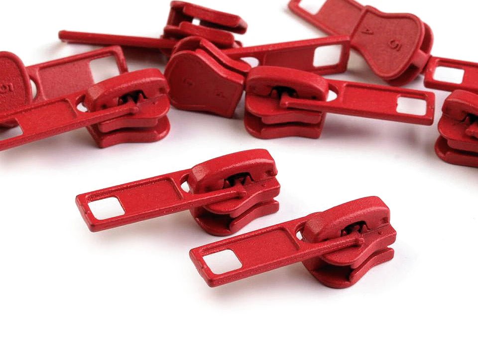 Image with Slider, plastic zipper pull for No. 5|various shades – available at Šarlotes Fabrics