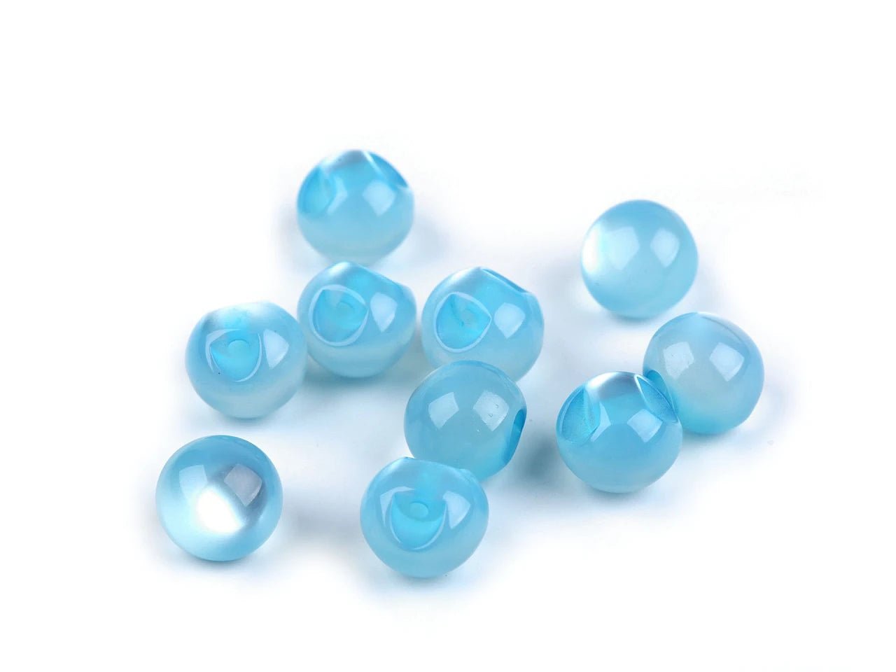 Image of sew-on pearl / cat’s eye buttons Ø10 mm – available at Šarlotes audumi