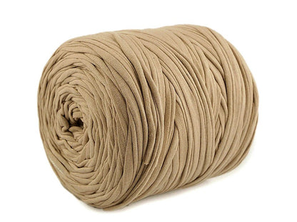 Image with T-shirt | Spaghetti yarn - 700g / 120m – available at Šarlotes audumi
