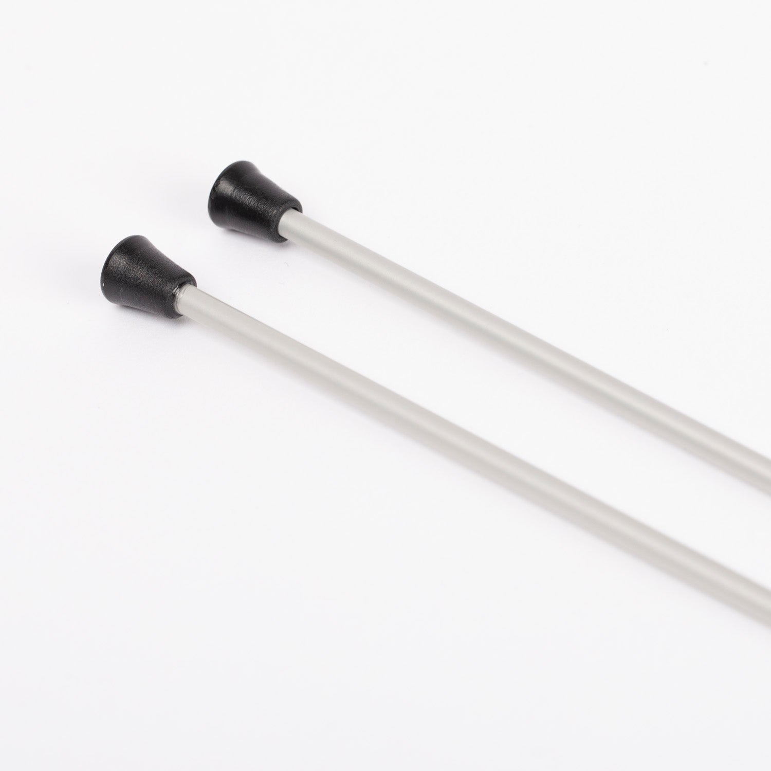 Image of DROPS aluminum straight knitting needles |35 cm sizes 2.00 - 5 mm – available at Charlotte's Fabrics
