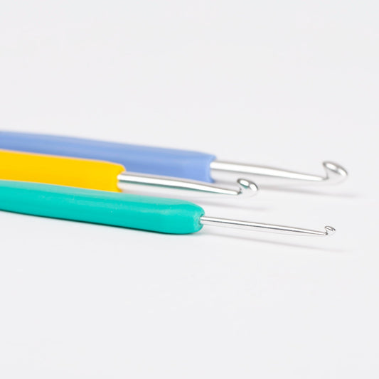 alt
Image with DROPS Pro Circus crochet hooks | aluminum silicone | sizes 2.5 - 12 mm – available at Šarlotes audumi